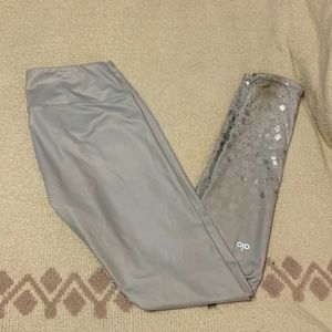 Silver Alo Yoga Leggings